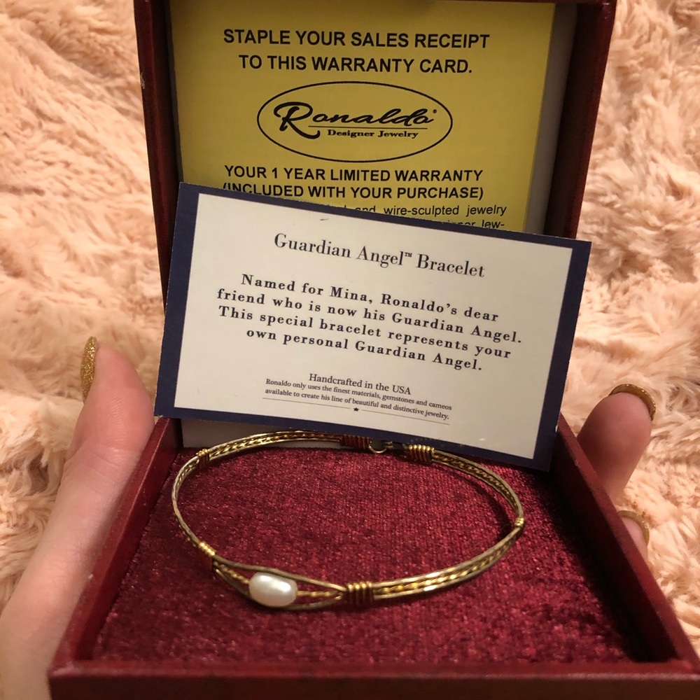 NWT Guardian Angel Single Pearl bracelet